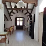 Apartment At Manola