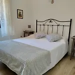 Apartment At Manola