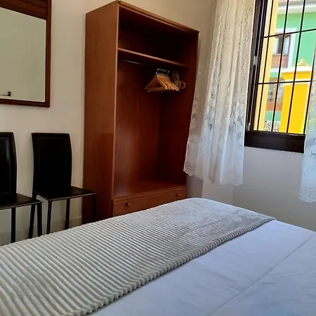 Apartment At Manola