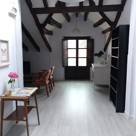 Apartment At Manola